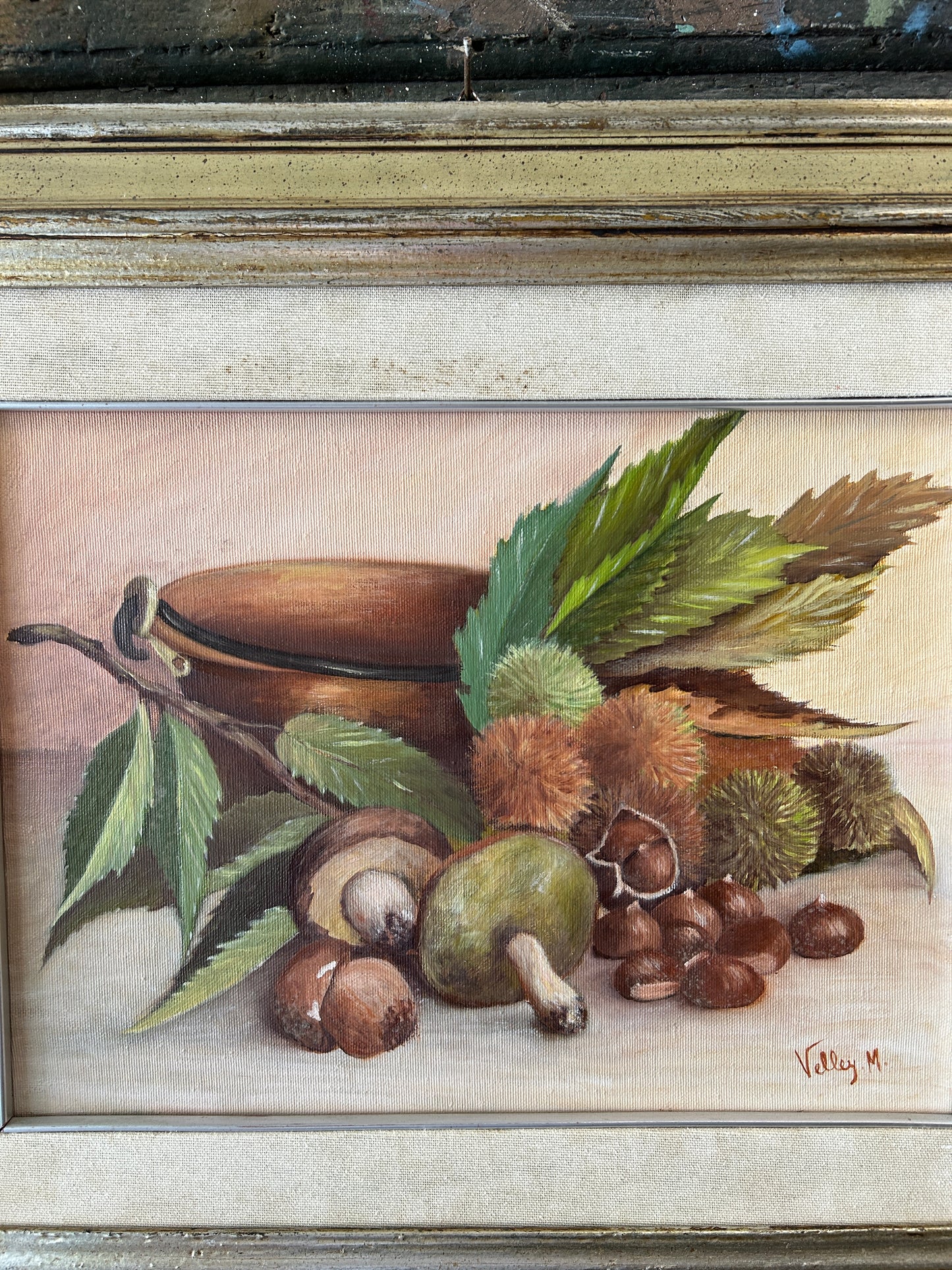 Metà secolo Olio su tela Natura morta di funghi e castagne