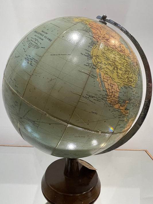 Super decorative Philips' Challenge Globe 1960