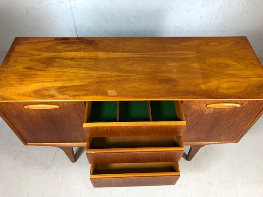 Midcentury Sideboard/Dresser