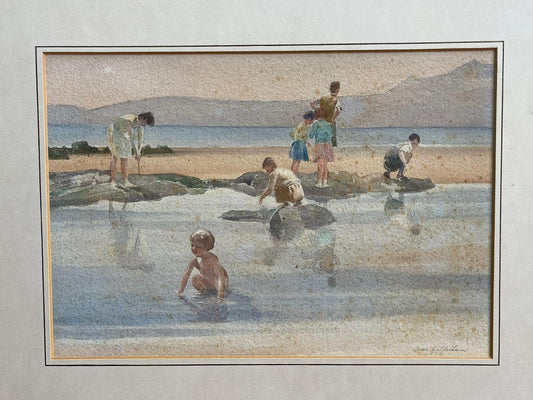 Bambini su una spiaggia scozzese intorno agli anni '50
