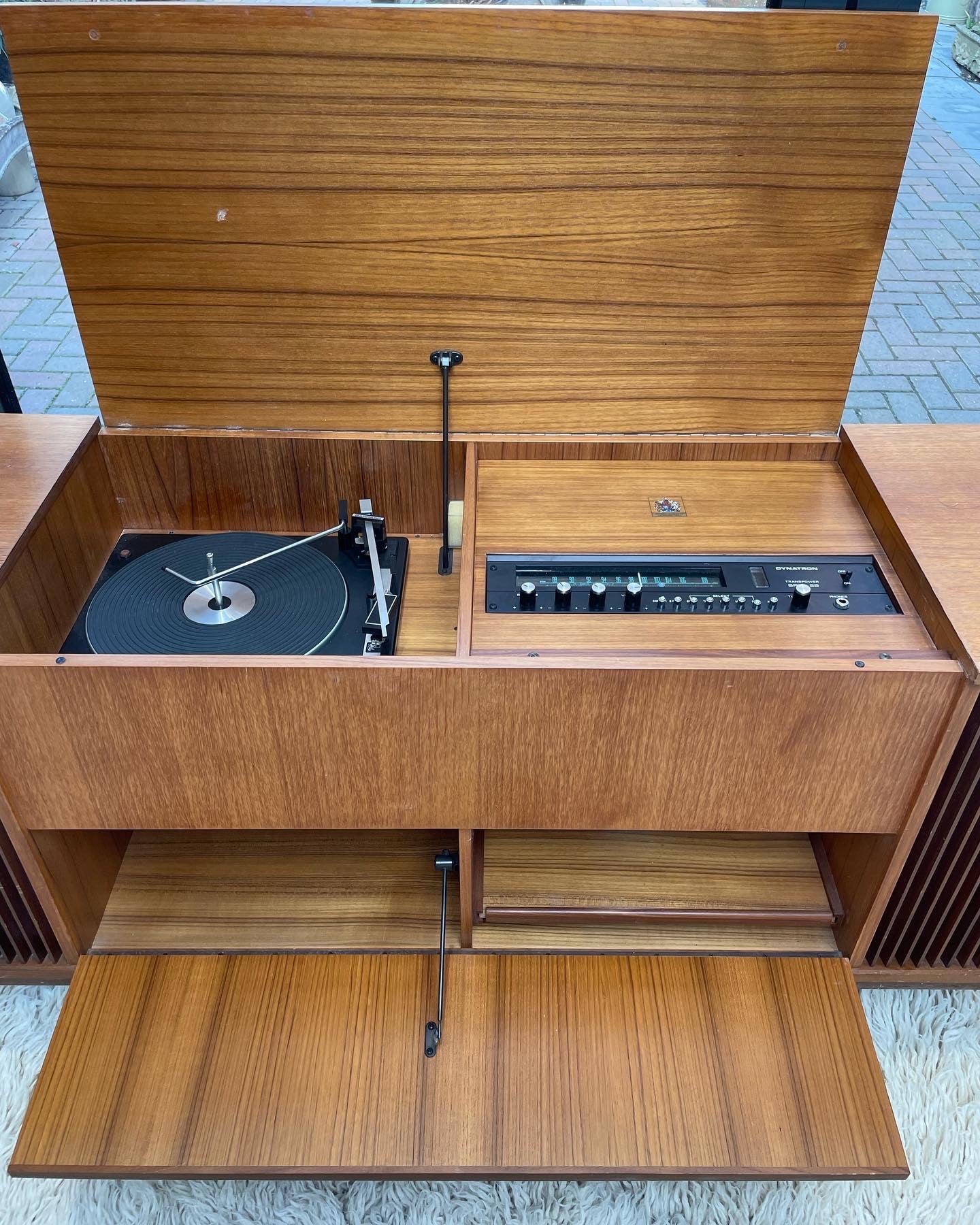 Mid Century Dynatron - Good Working Condition - Complete with Original Headphones
