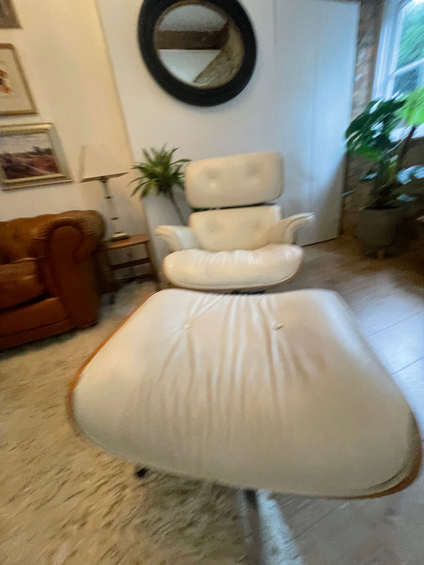 Iconic Eames Chair in White Leather